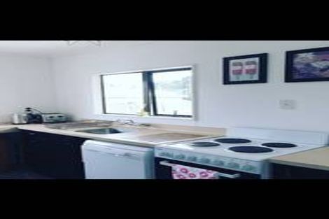 Photo of property in 16a Roretana Drive, Athenree, Katikati, 3177