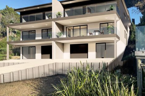 Photo of property in 8a Crispe Road, Clarks Beach, 2122