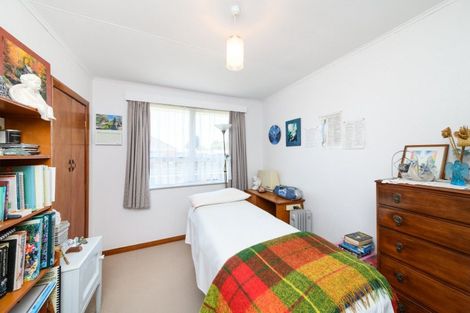 Photo of property in 11 London Terrace, Awapuni, Palmerston North, 4412