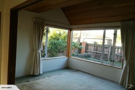 Photo of property in 18 Witbrock Crescent, Burnside, Christchurch, 8053