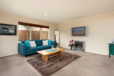 Photo of property in 30 Tuihana Drive, Papamoa Beach, Papamoa, 3118