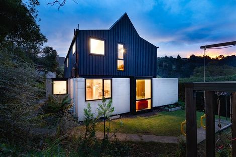 Photo of property in 15 Gillespie Street, North East Valley, Dunedin, 9010