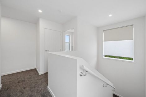 Photo of property in 1/5 Tawa Terrace, Tawa, Wellington, 5028