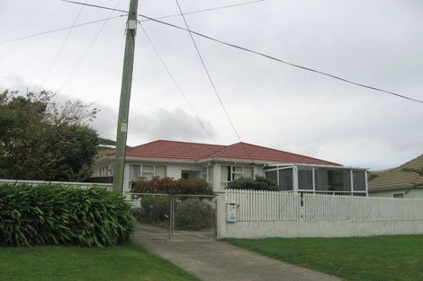 Photo of property in 14 Coates Street, Tawa, Wellington, 5028