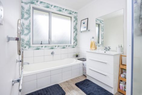 Photo of property in 22 Carey Street, Kihikihi, Te Awamutu, 3800