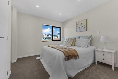 Photo of property in 1/13 Blockhouse Bay Road, Avondale, Auckland, 1026