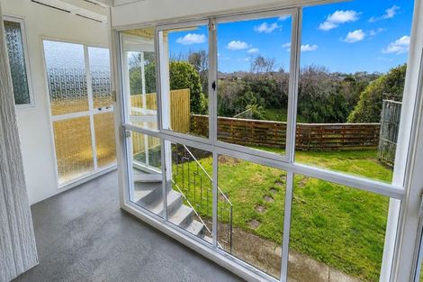 Photo of property in 32 Davies Road, Hurdon, New Plymouth, 4310
