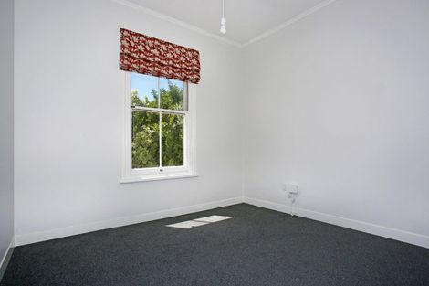 Photo of property in 1 Cadman Street, Dannevirke, 4930
