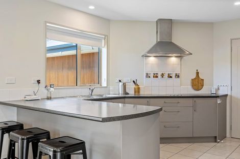 Photo of property in 46 Mokihi Gardens, Hillmorton, Christchurch, 8024