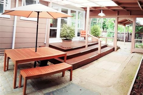 Photo of property in 98/98a Glenpark Avenue, Frankleigh Park, New Plymouth, 4310