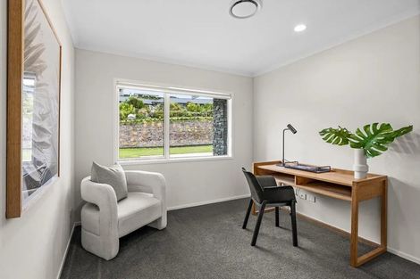 Photo of property in 170 Eskridge Drive, Eskdale, Napier, 4182