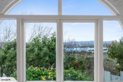 Photo of property in 7 Crawford Road, Kilbirnie, Wellington, 6022