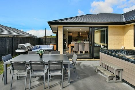 Photo of property in 96 Hitchen Road, Pokeno, 2402