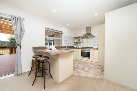 Photo of property in 58 Branigan Parade, Kelvin Grove, Palmerston North, 4414