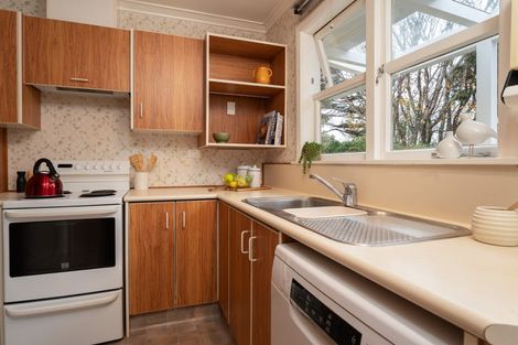 Photo of property in 1 Tainui Terrace, Tawa, Wellington, 5028