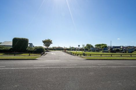 Photo of property in 115 Schnell Drive, Kelvin Grove, Palmerston North, 4414