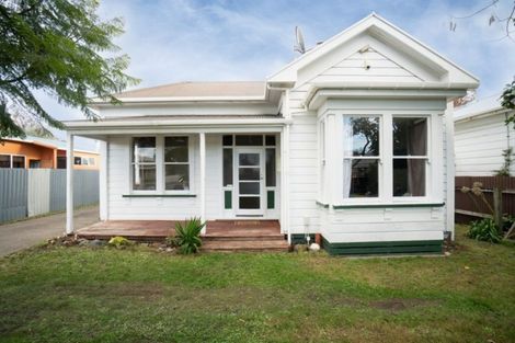 Photo of property in 44 Bourke Street, Palmerston North, 4410