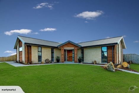 Photo of property in 8 Johnson Avenue, Amberley, 7410