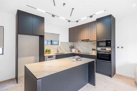 Photo of property in 40e Evelyn Place, Hillcrest, Auckland, 0627