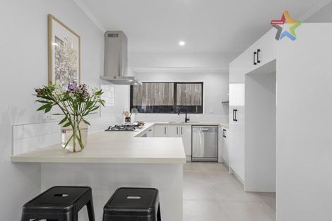 Photo of property in 24 Kennedy Grove, Stokes Valley, Lower Hutt, 5019