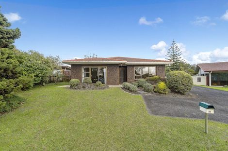 Photo of property in 21 Matuhi Rise, Henderson, Auckland, 0612