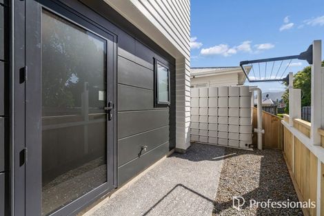 Photo of property in 24b Wainuiomata Road, Wainuiomata, Lower Hutt, 5014