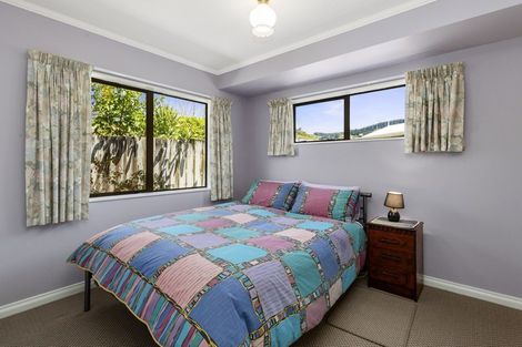 Photo of property in 76a Oxford Street, Tawa, Wellington, 5028