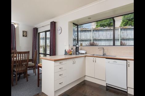 Photo of property in 25 Barbara Grove, Papamoa Beach, Papamoa, 3118