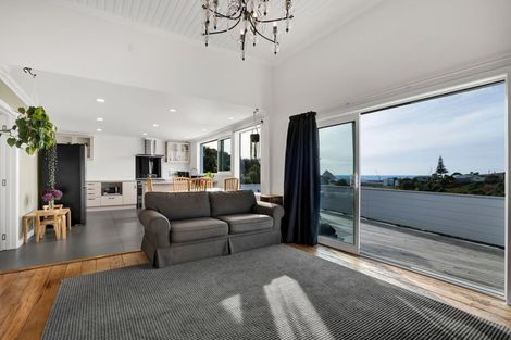 Photo of property in 1a Squire Place, Blagdon, New Plymouth, 4310