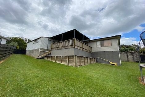 Photo of property in 17 Rotoma Rise, Clover Park, Auckland, 2019