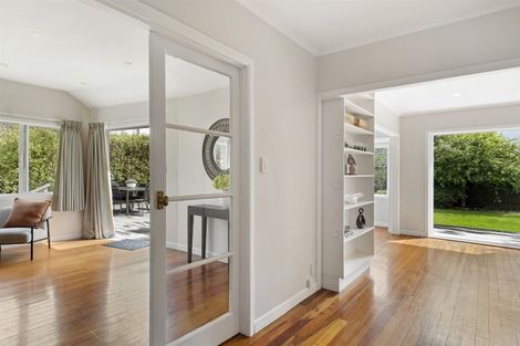 Photo of property in 1/21 Belmont Terrace, Milford, Auckland, 0620