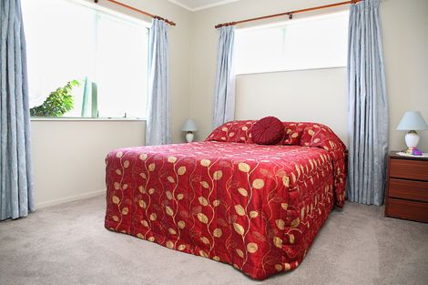 Photo of property in 25l Youngs Road, Papakura, 2110