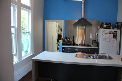 Photo of property in 5 Allenby Terrace, Wellington Central, Wellington, 6011