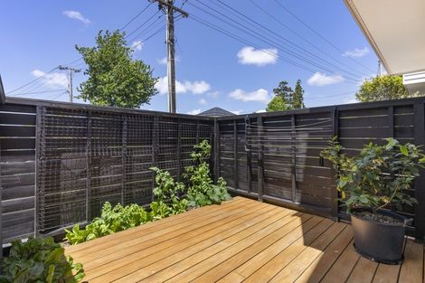 Photo of property in 1/48 Salisbury Road, Birkdale, Auckland, 0626