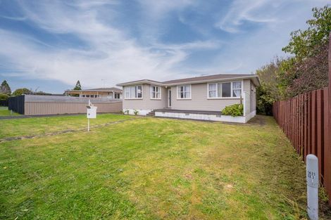 Photo of property in 28 Brightwell Street, Papakura, 2110