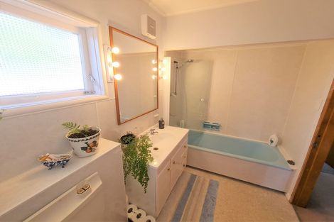 Photo of property in 141 Matatua Road, Raumati Beach, Paraparaumu, 5032