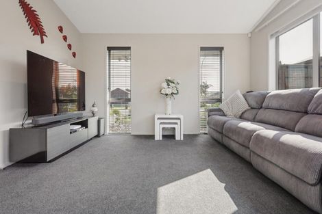 Photo of property in 87 Sandhurst Drive, Papamoa Beach, Papamoa, 3118
