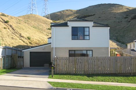 Photo of property in 68a Erlestoke Crescent, Churton Park, Wellington, 6037