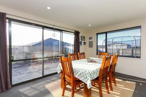 Photo of property in 2a Northpoint Way, Bell Block, New Plymouth, 4312