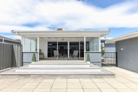 Photo of property in 9a Flanders Avenue, Onekawa, Napier, 4110