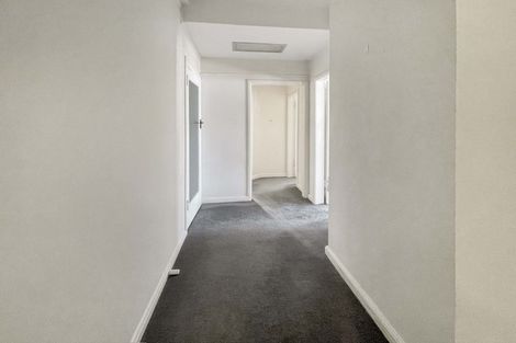 Photo of property in Olympus Flats, 1/280 Oriental Parade, Oriental Bay, Wellington, 6011