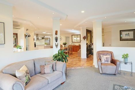 Photo of property in 10 Park Lane, Greenmeadows, Napier, 4112