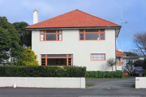 Photo of property in 300 Ruahine Street, Terrace End, Palmerston North, 4410