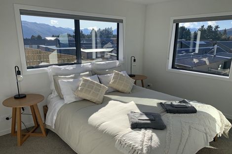 Photo of property in Northlake, 14 Glenavon Green, Wanaka, 9305