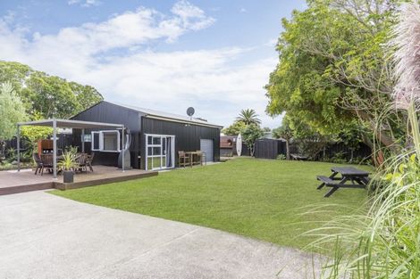 Photo of property in 106 Patuwai Drive, Whangamata, 3620