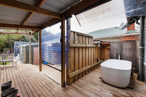 Photo of property in 42 Harris Street, Marton, 4710