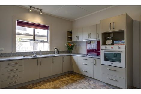 Photo of property in 376 Church Street, West End, Timaru, 7910