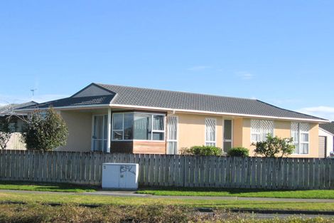 Photo of property in 67 Sandwich Road, St Andrews, Hamilton, 3200