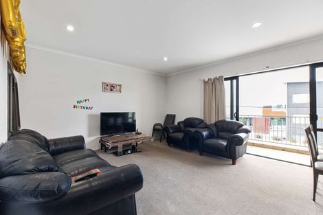 Photo of property in 24c/132 Stancombe Road, Flat Bush, Auckland, 2016