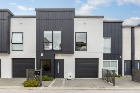 Photo of property in 40 Koreke Close, Kenepuru, Porirua, 5022